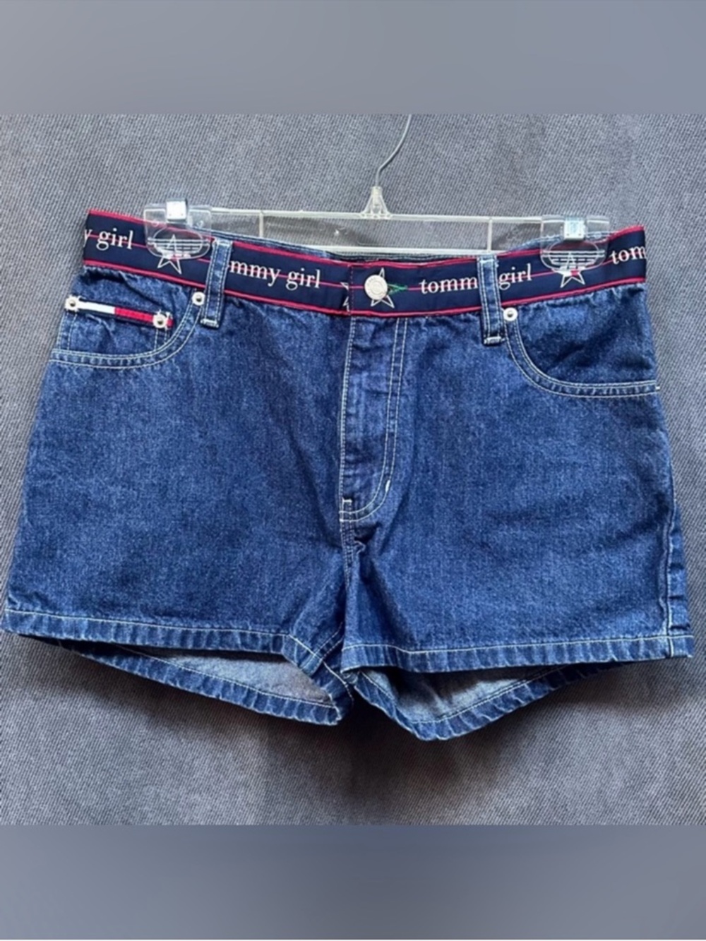 Vintage Tommy Hilfiger Jean Shorts Spellout mid rise women’s Y2k